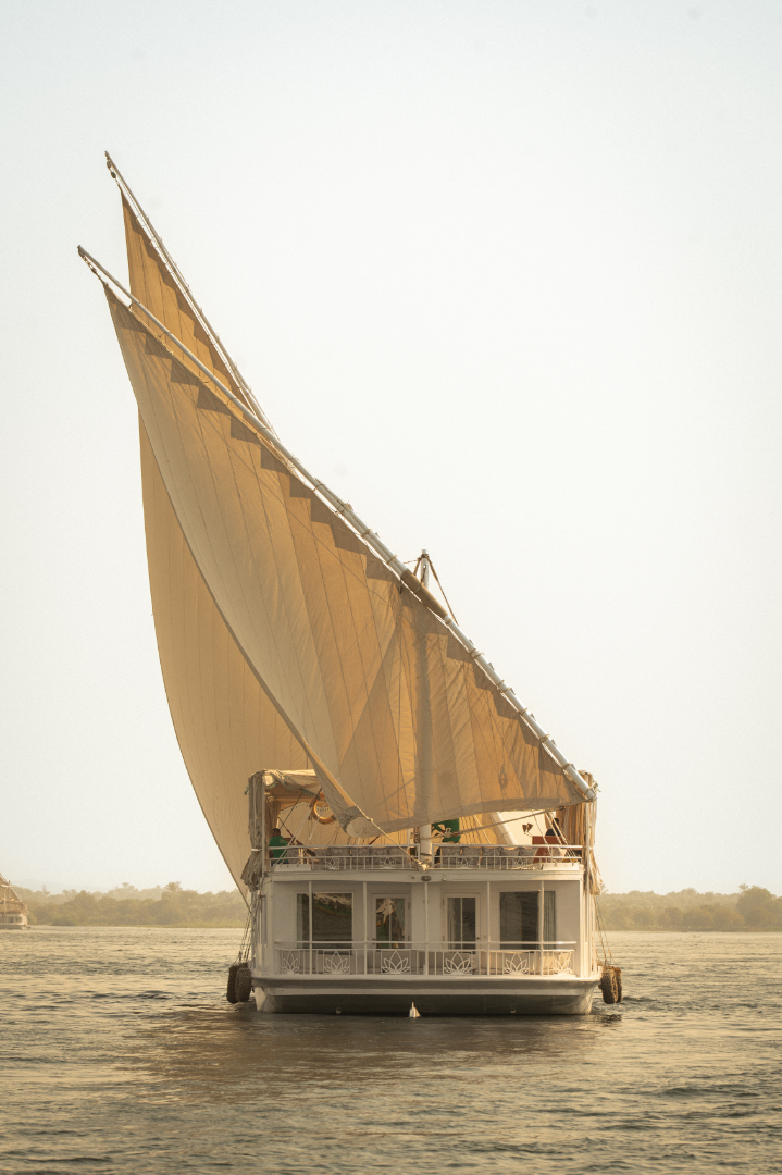 Segelnde Dahabiya Segelnde Dahabiya